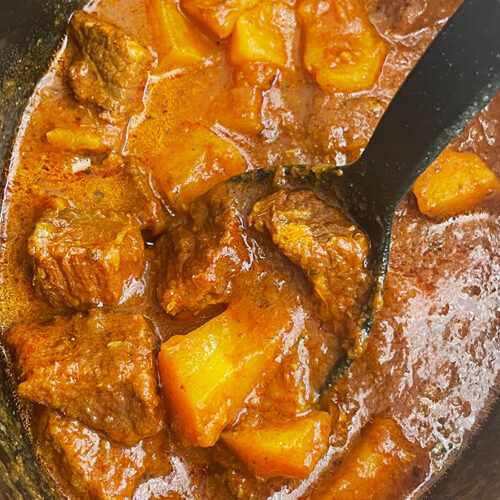 Slow Cooker Hungarian Goulash (Gulyas) Slow Cooker Foodie